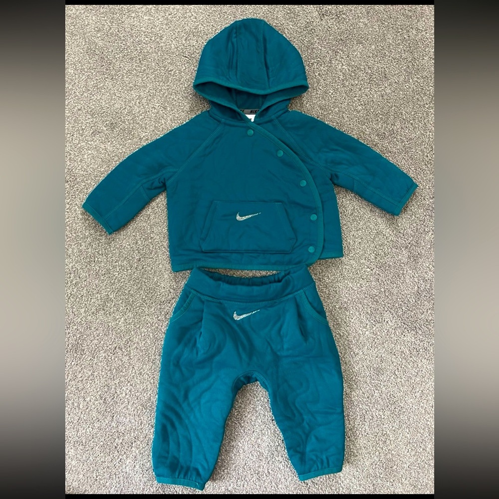 Nike Baby 6 Month 2-Piece Snap Jacket Set